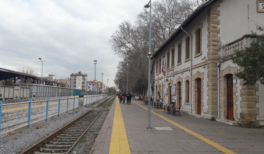 Manisa’da firari hükümlü trende yolculuk yaparken yakalandı