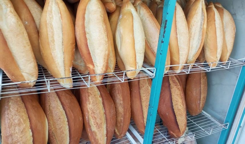 Manisa'da ekmeğe ve simide yeni tarife