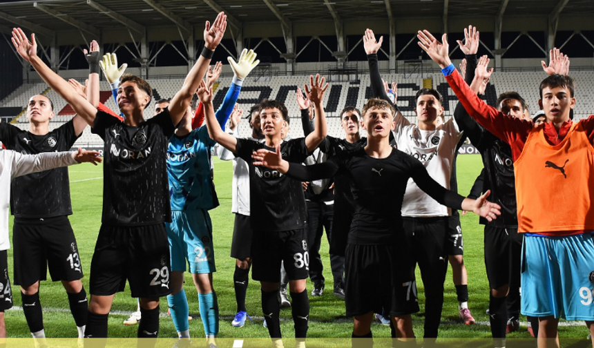 Manisa FK’dan dalgalı sezon