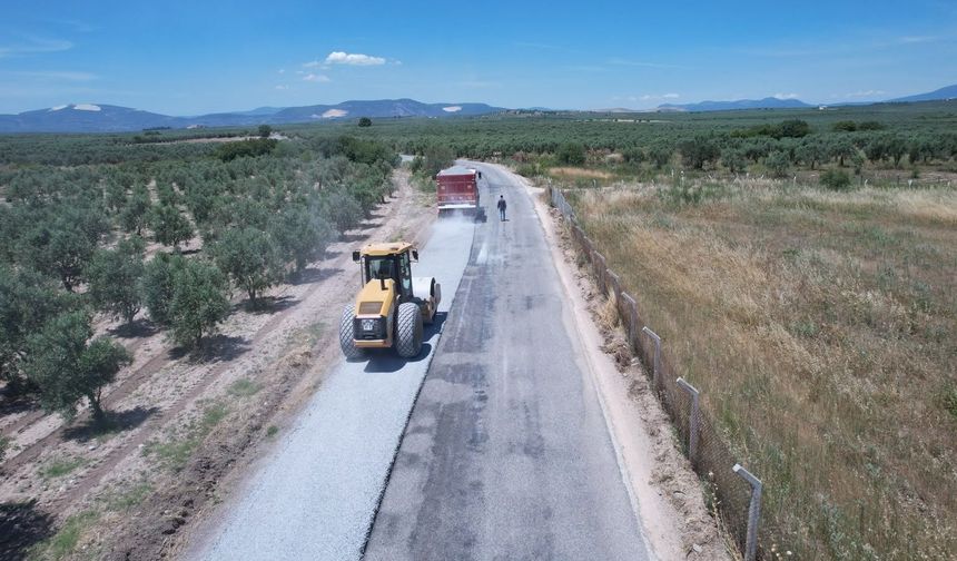 Manisa'da yollar yenileniyor