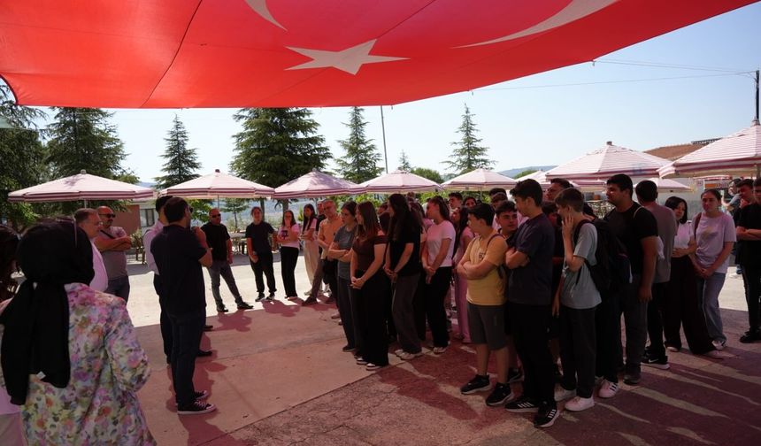 Dev Türk bayrağı altında meslek festivali coşkusu