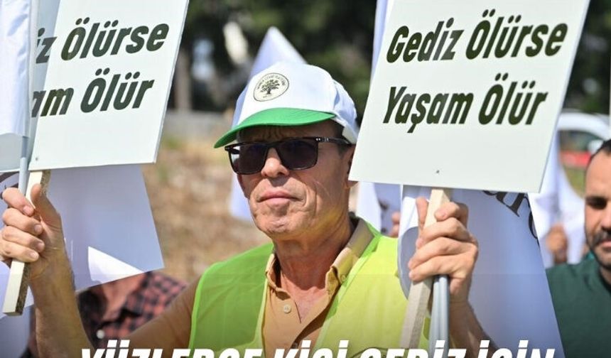 Yüzlerce kişi Gediz için Manisa'da buluştu