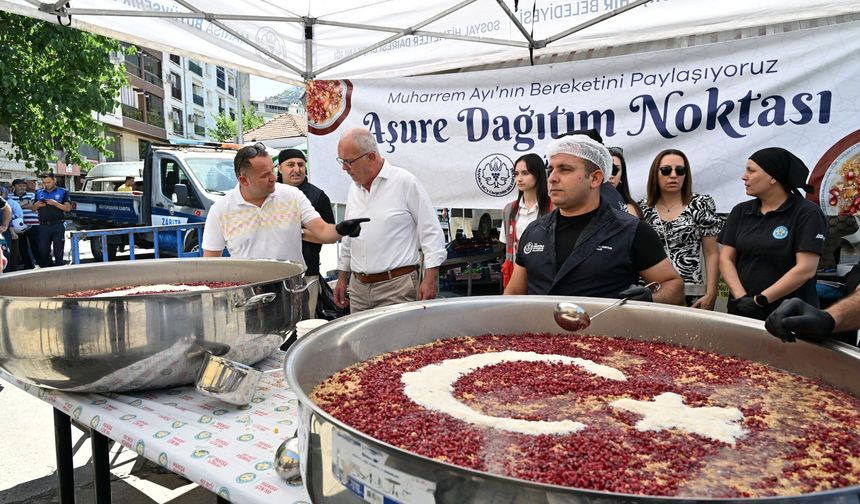 Manisa'da aşure bereketi
