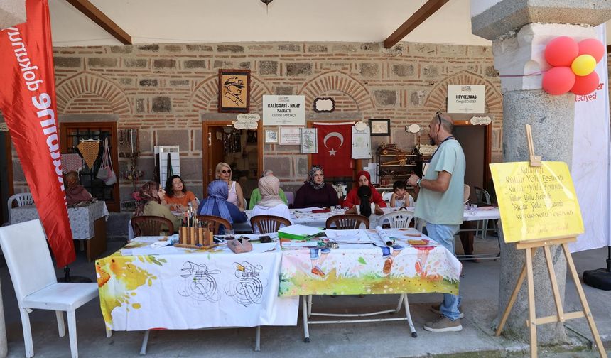 Tarihi Kurşunlu Han'da kaligrafi sanatı yeniden hayat buldu