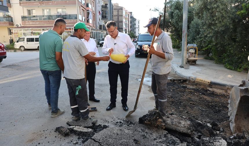 Başkan Öküzcüoğlu'ndan babasının tarifiyle işçilere serin mola