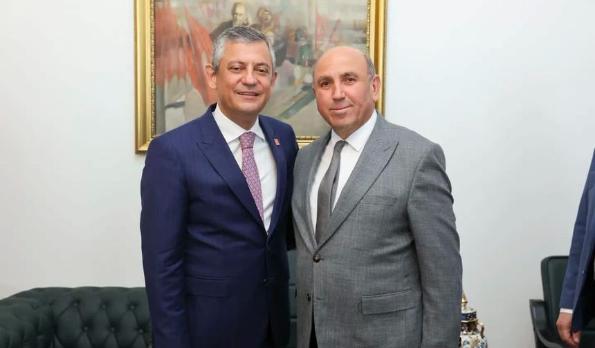Sarıgöl Belediye Başkanı Tahsin Akdeniz CHP'den istifa etti