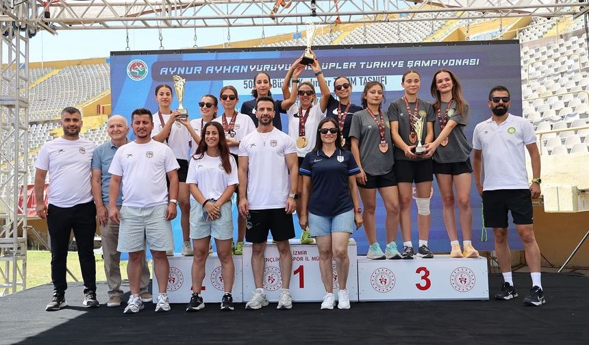 Manisa BBSK'dan Türkiye Kupası'nda madalya yağmuru