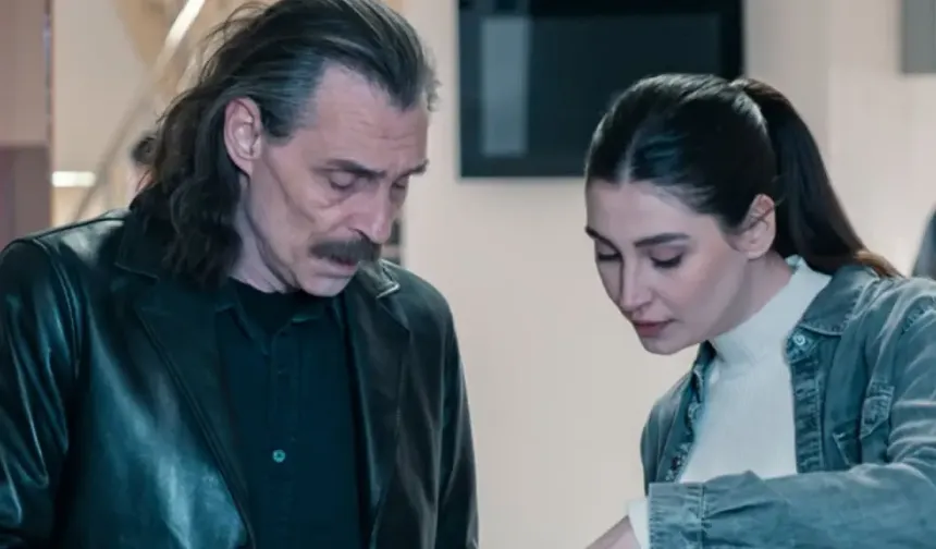 Erdal Beşikçioğlu'nun kızı Derin Beşikçioğlu paylaştı: "Her zaman başımız dik..."