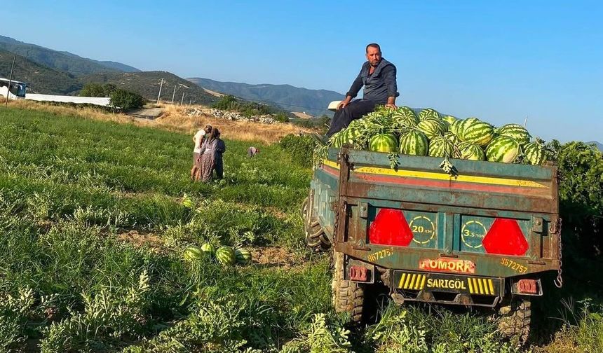 Sarıgöllü üreticiden "Kendi üret, kendi sat" hamlesi