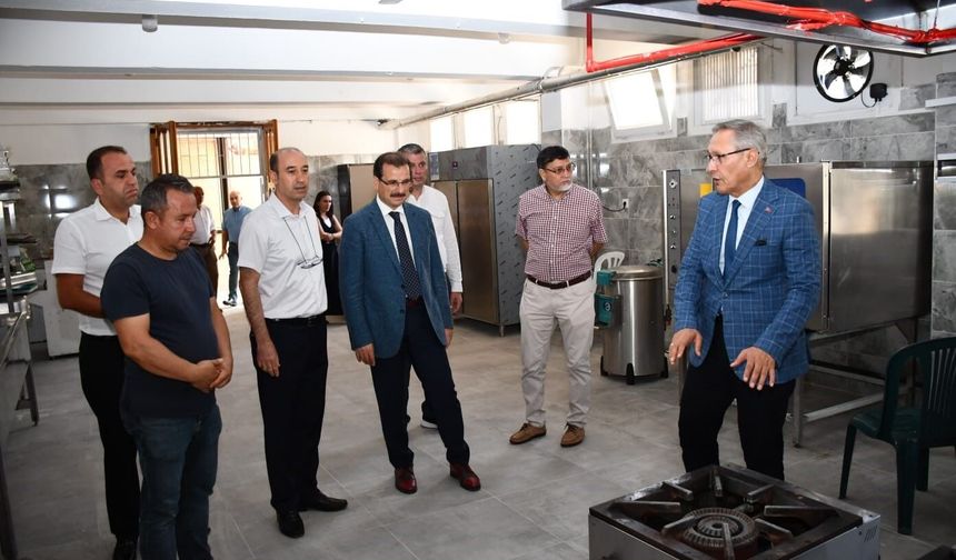 Salihli’de yeni eğitim yılı öncesi okullarda hazırlıklar tamamlanıyor