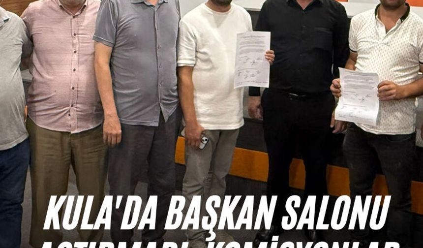 Kula'da başkan salonu açtırmadı, komisyonlar dışarıda kaldı