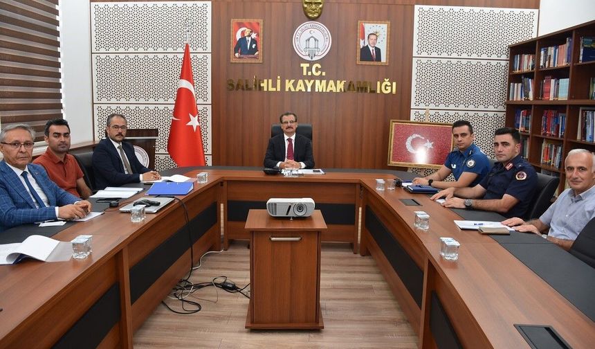 Salihli’de KPSS öncesi güvenlik zirvesi