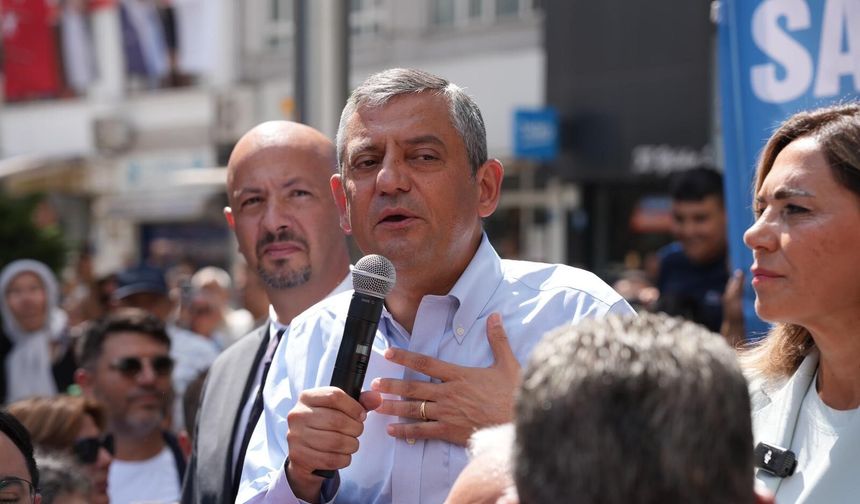 Özgür Özel Çorlu’da konuştu: "Yeni Parti, geçmişte Cumhuriyet Halk Partisi'nde siyaset yapanların yeni partisidir"