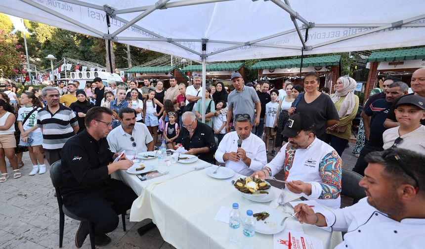 Gastronomi Çarşısı'nda 'En Güzel Sarma' yarışması