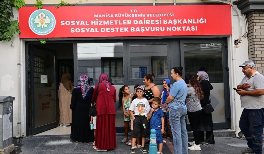 Manisa Şehir Kartı ile 10 bin öğrenciye 30 milyon TL’lik eğitim desteği