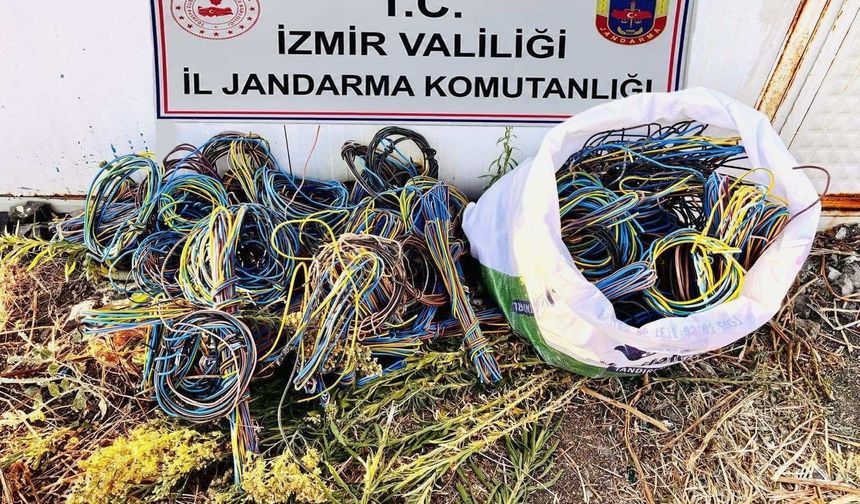 700 bin TL'lik kablo hırsızları suçüstü yakalandı