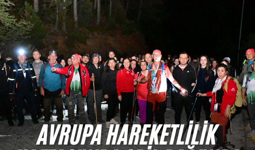Avrupa Hareketlilik Haftası'nda Spil Dağı'nda gün doğumu yürüyüşü