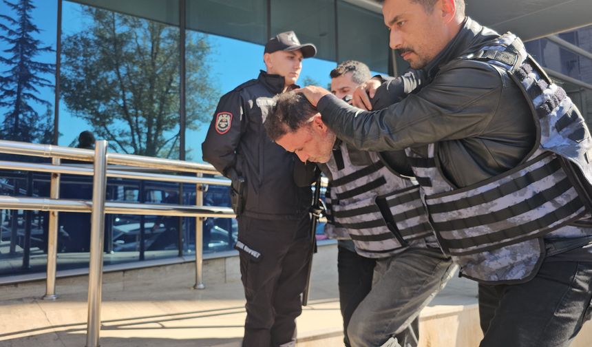Eşini ve araya giren genci vuran şüpheli adliyeye sevk edildi
