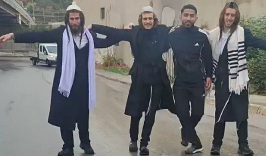 İzmir’de Yahudiler Netanyahu’nun gidişini kutladı