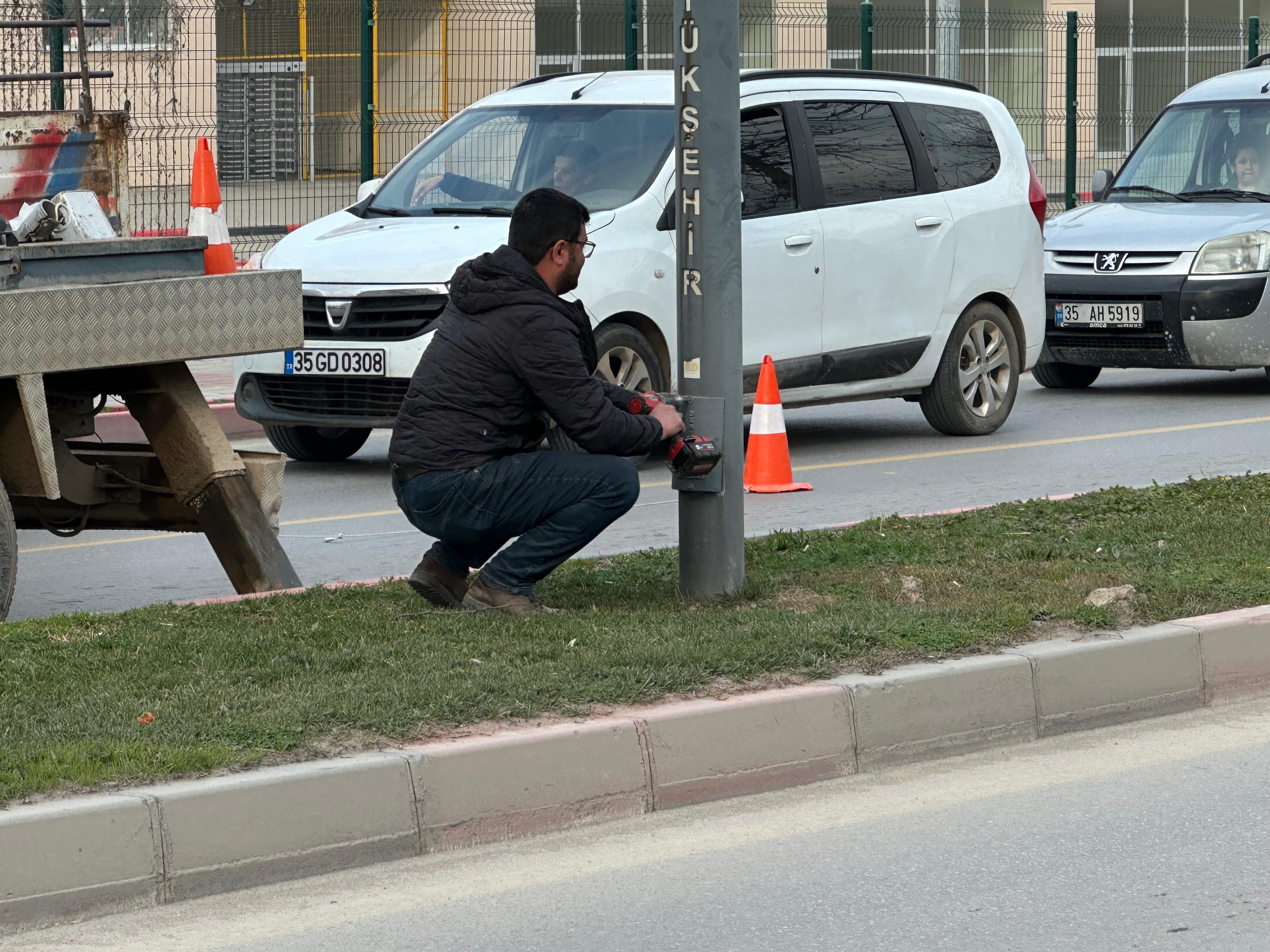 Turgutlu’nun Caddeleri Daha Güzel Bir Görünüme Kavuşuyor (1)