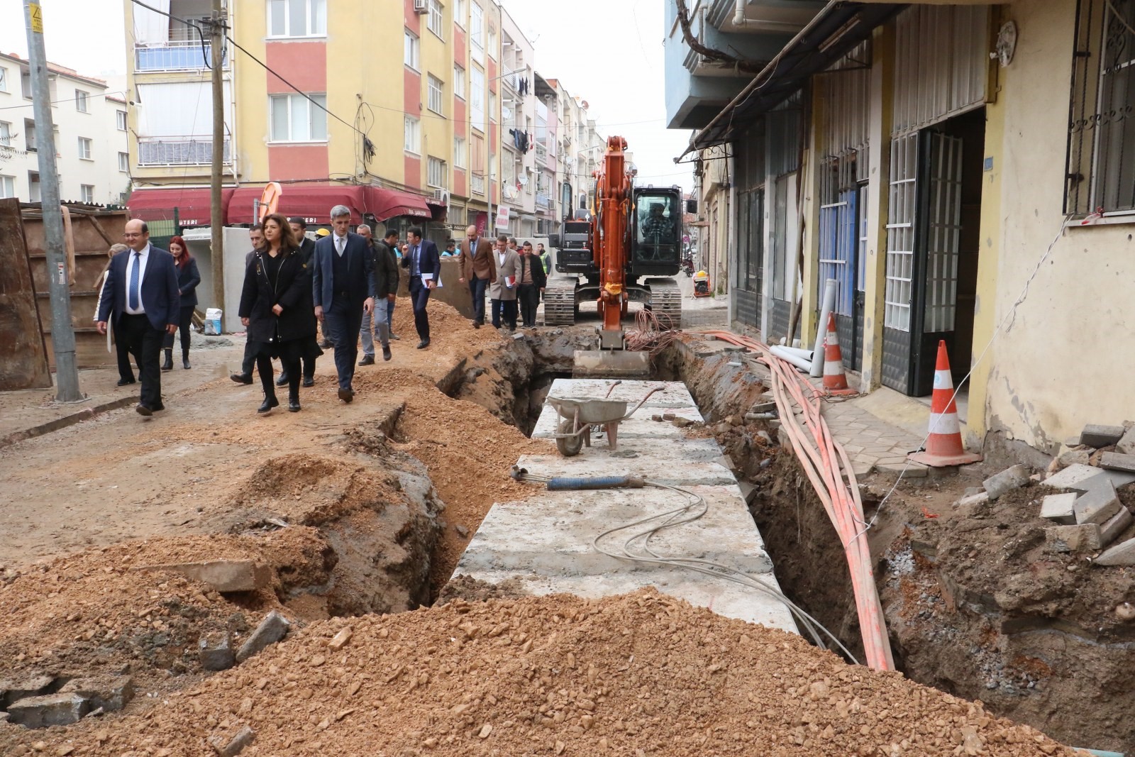 Akhisar’ın Alt Yapı Ihtiyacı Iş Birliği Ile Çözülecek (3)