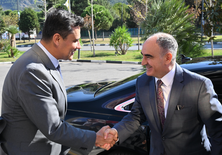 Baskan Zeyrek Vali Ozkan I Konuk Etti 1 1729261905 360 X750