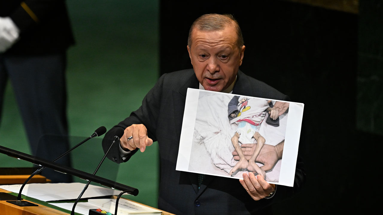 Cumhurbaskani Erdogan Bm Genel Kurulundan Dunyaya Seslendi Gazzede Insanlik Oluyor 1758644057171 2