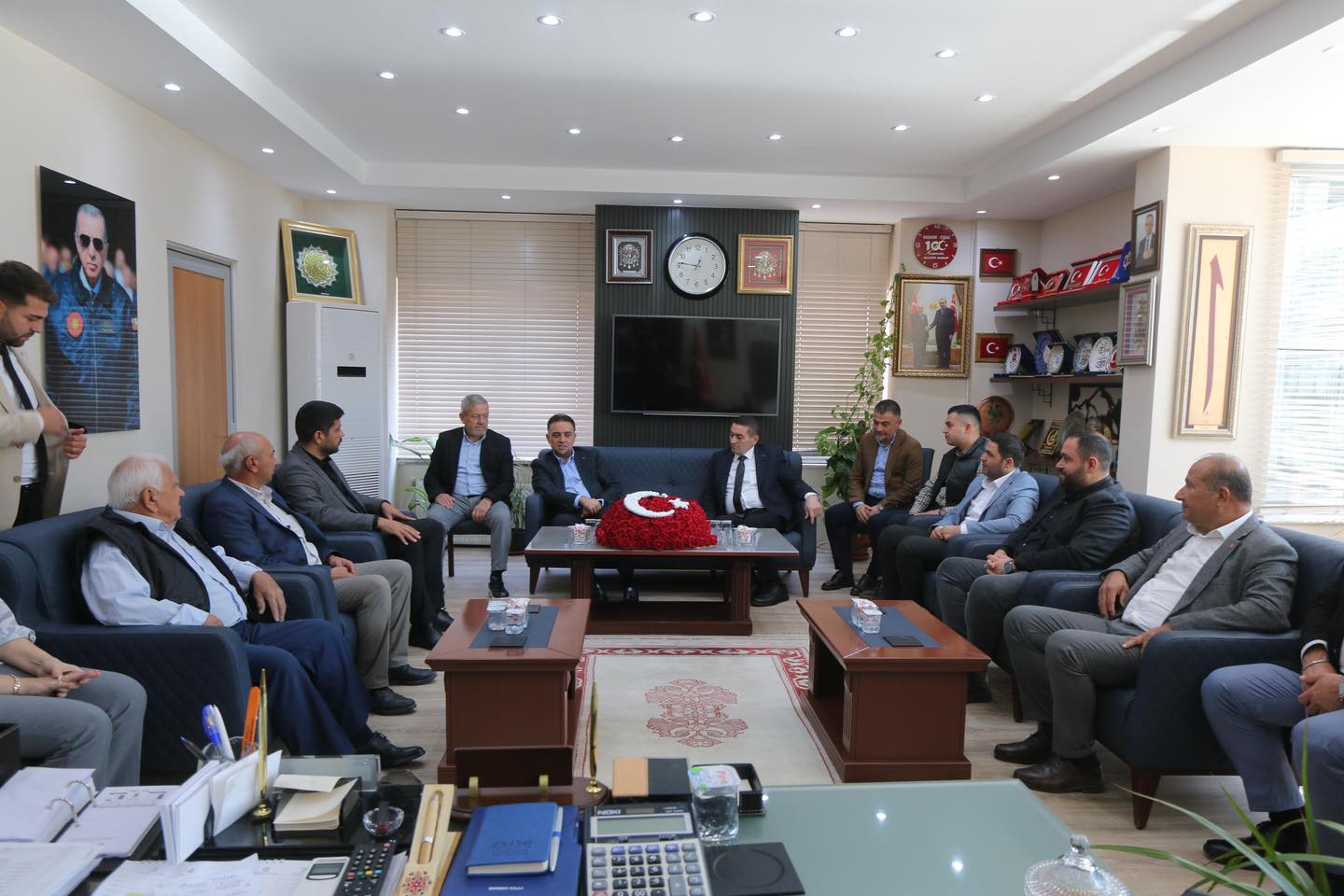 558722622 1242500894577587 7255409859362744309 N