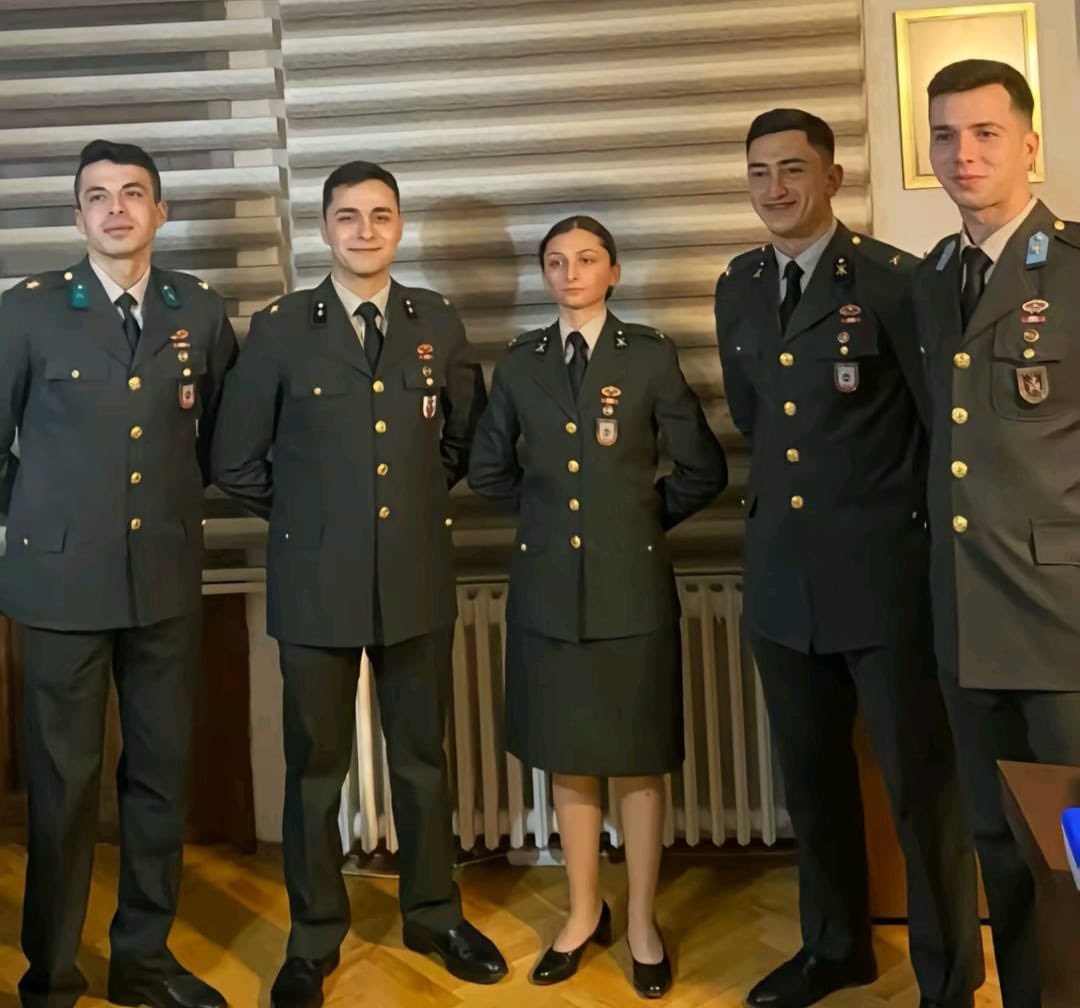 G6S K X Jv Ws A A V Cfa