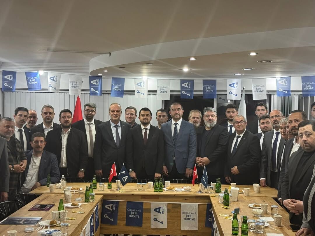 Anahtar Parti Manisa İl Başkanlığı Ailemiz Güçlenerek Büyümeye Devam Ediyor.siyasi Birikimi, Teş