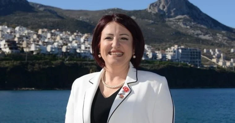 Karaburun Belediye Başkanı İlkay Girgin Erdoğan YENİ Parti’den ayrıldı